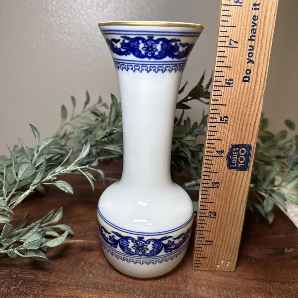 Vintage Porcelanas Ibis Portugal Blue White Scrollwork Porcelain Bud Vase 7.5”